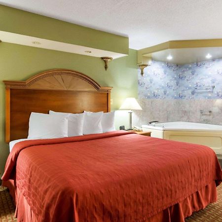 Quality Inn South Hill I-85 Екстериор снимка
