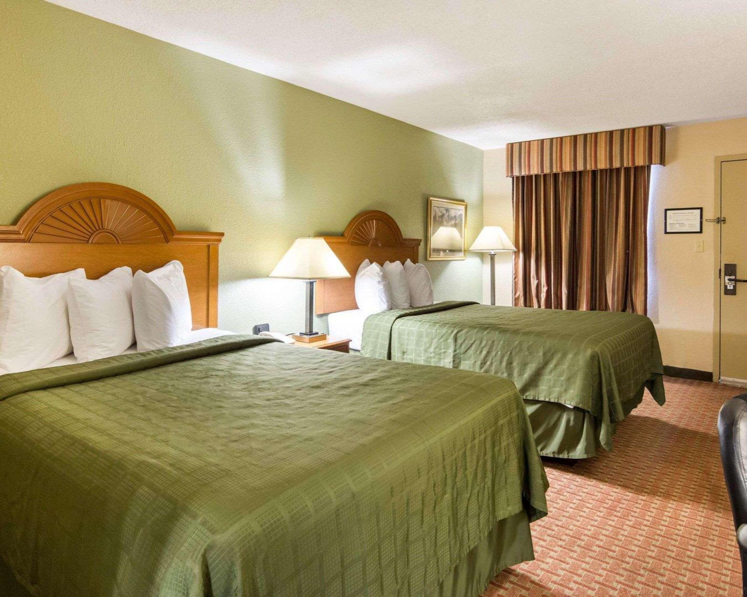 Quality Inn South Hill I-85 Екстериор снимка