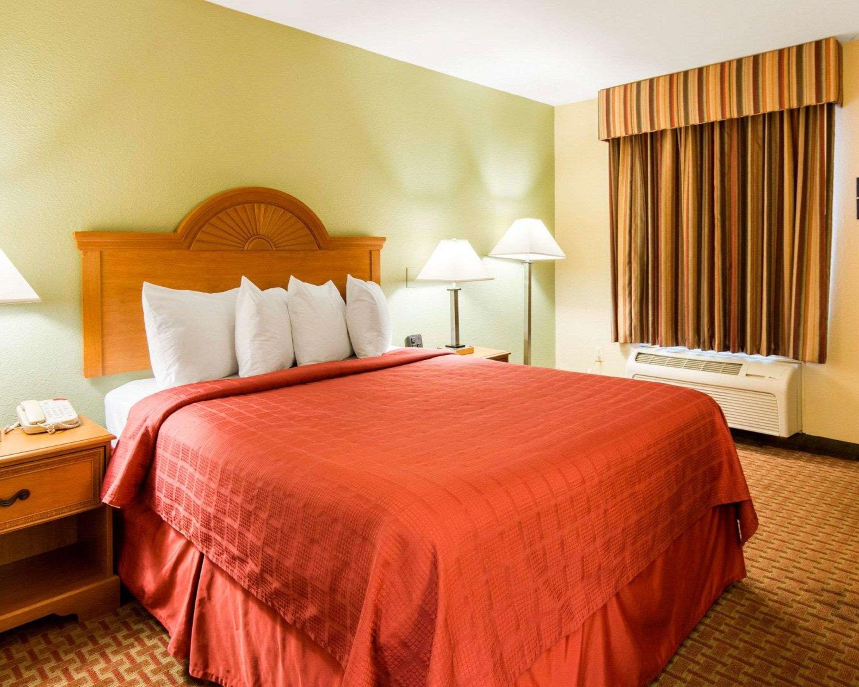 Quality Inn South Hill I-85 Екстериор снимка
