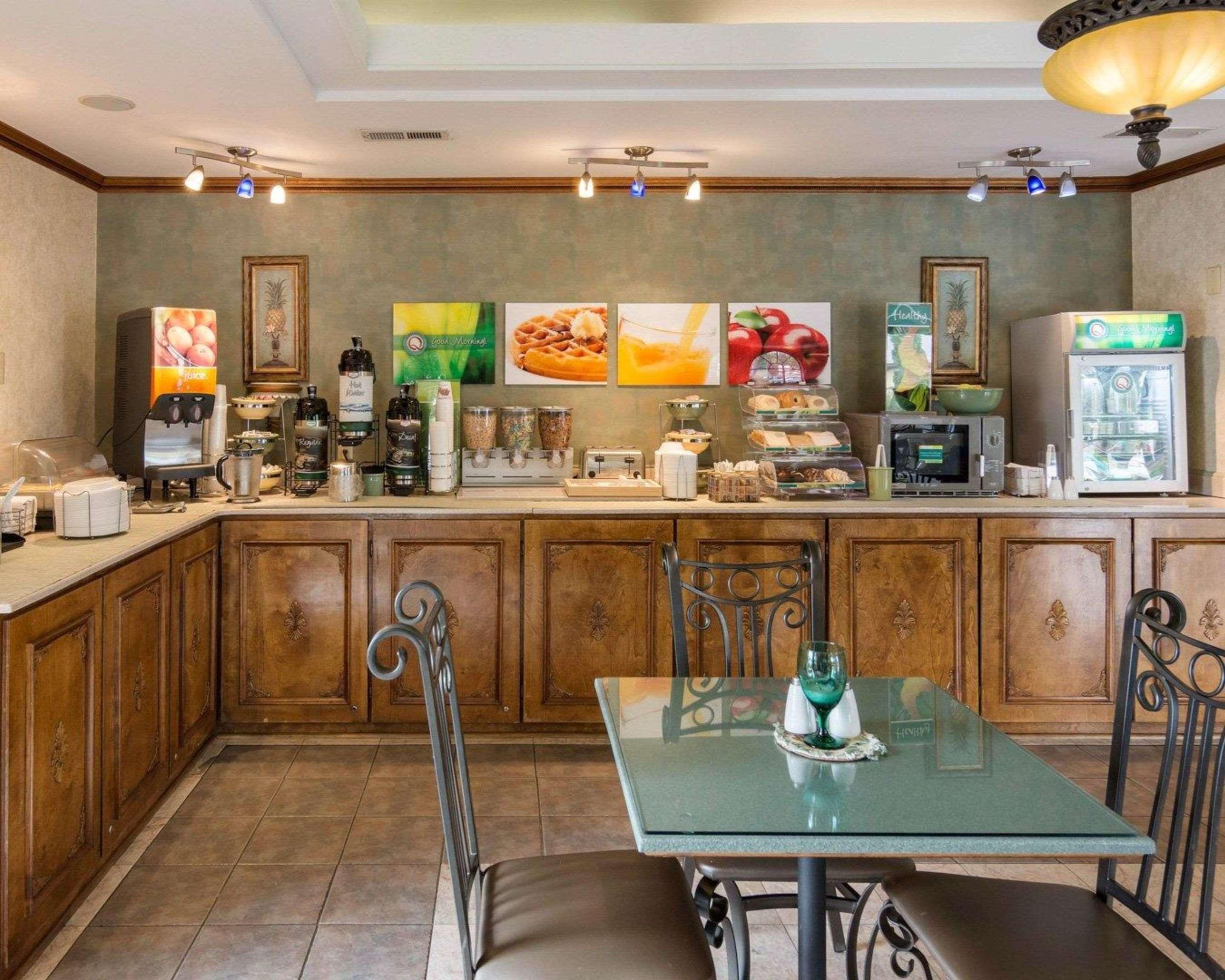 Quality Inn South Hill I-85 Екстериор снимка